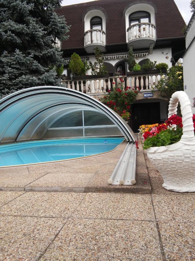 Steinhaus Bed & Breakfast Keszthely Exterior foto