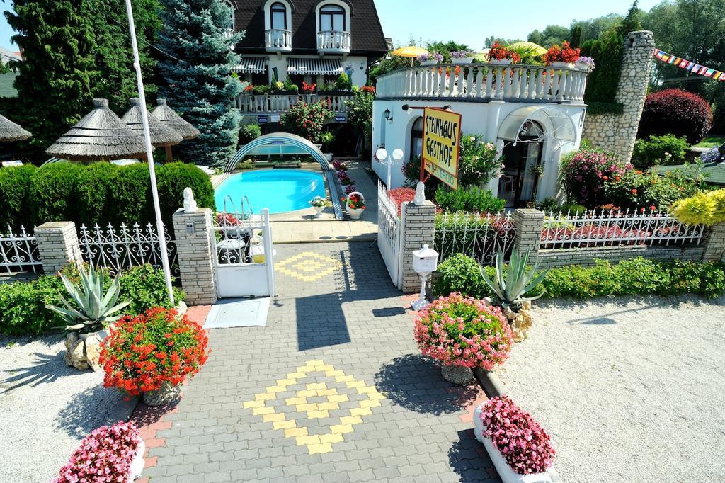 Steinhaus Bed & Breakfast Keszthely Exterior foto