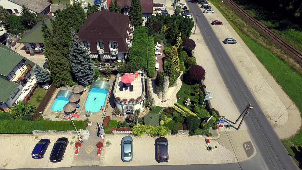 Steinhaus Bed & Breakfast Keszthely Exterior foto