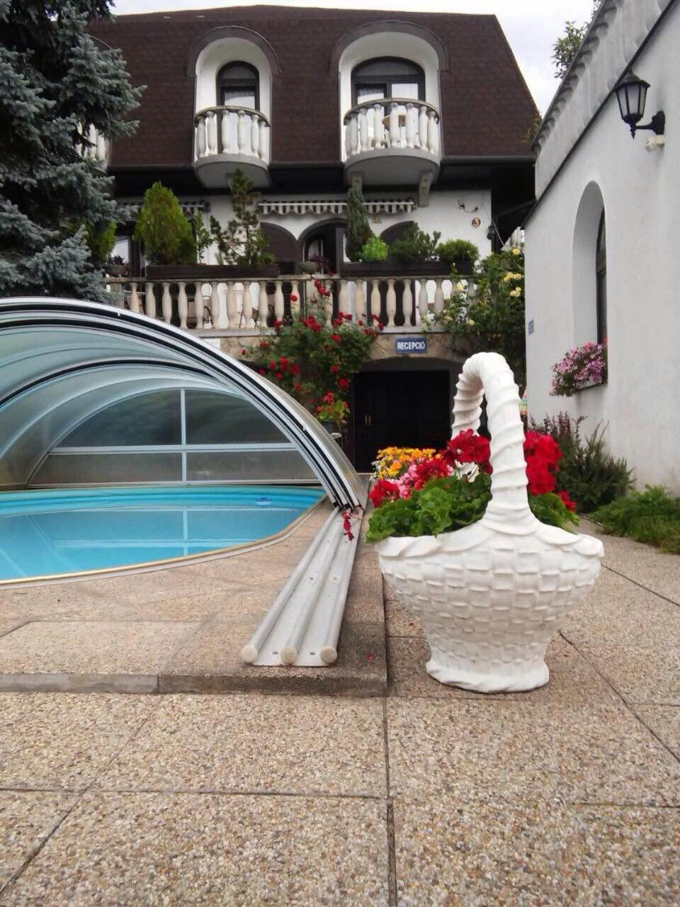 Steinhaus Bed & Breakfast Keszthely Exterior foto